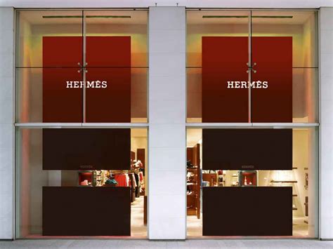 hermes takashimaya shinjuku